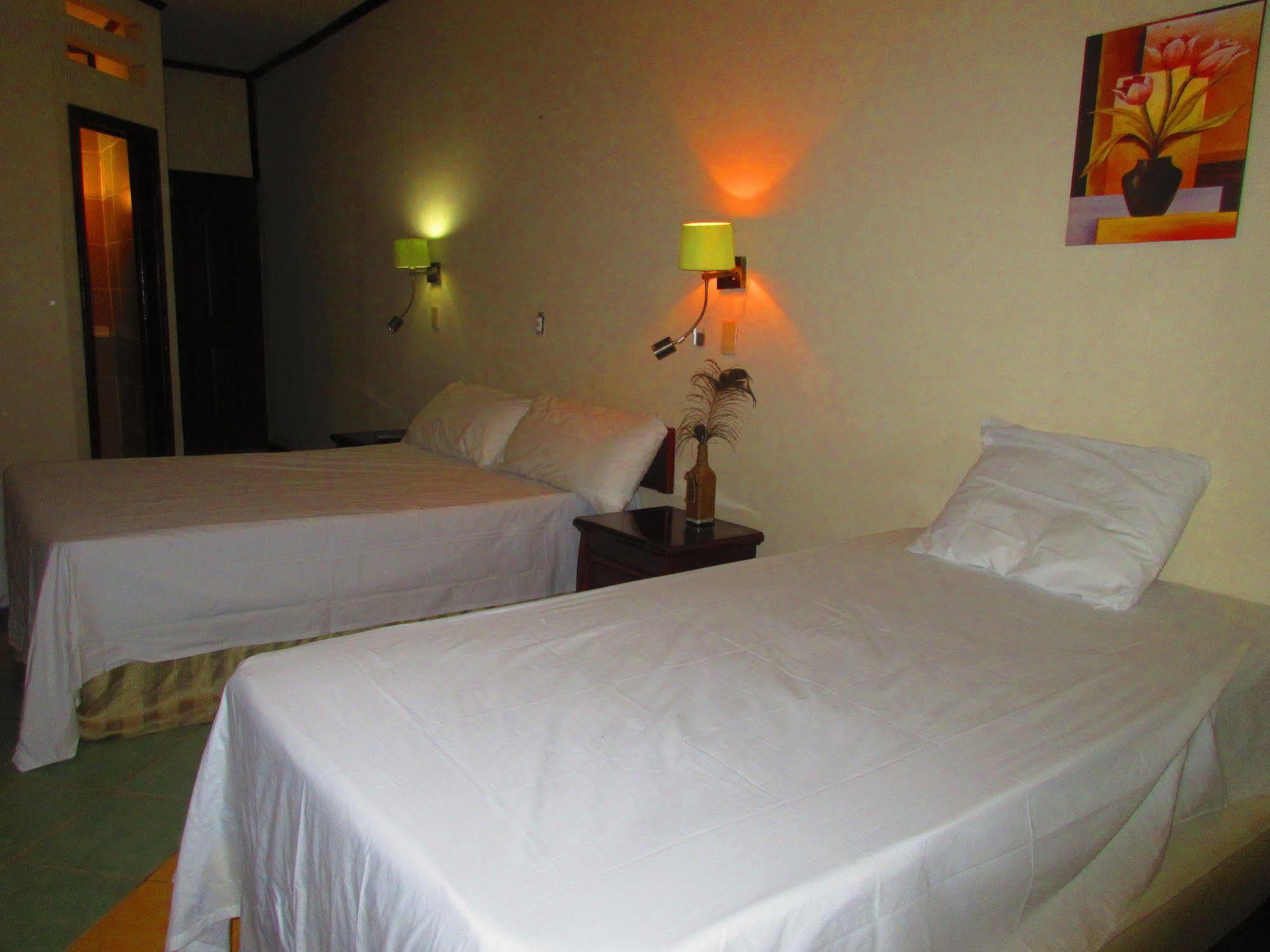 Los Balcones Over The Sea Bocas Town Exterior photo