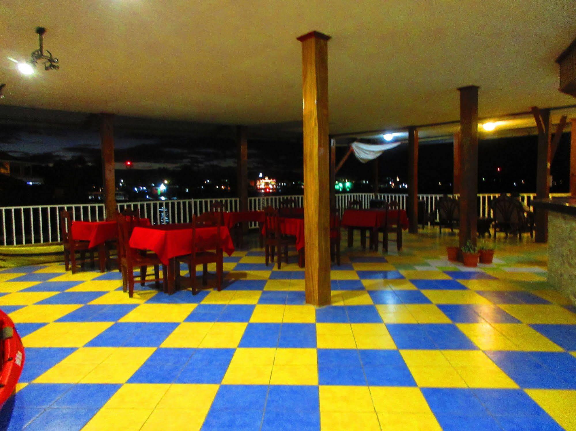 Los Balcones Over The Sea Bocas Town Exterior photo
