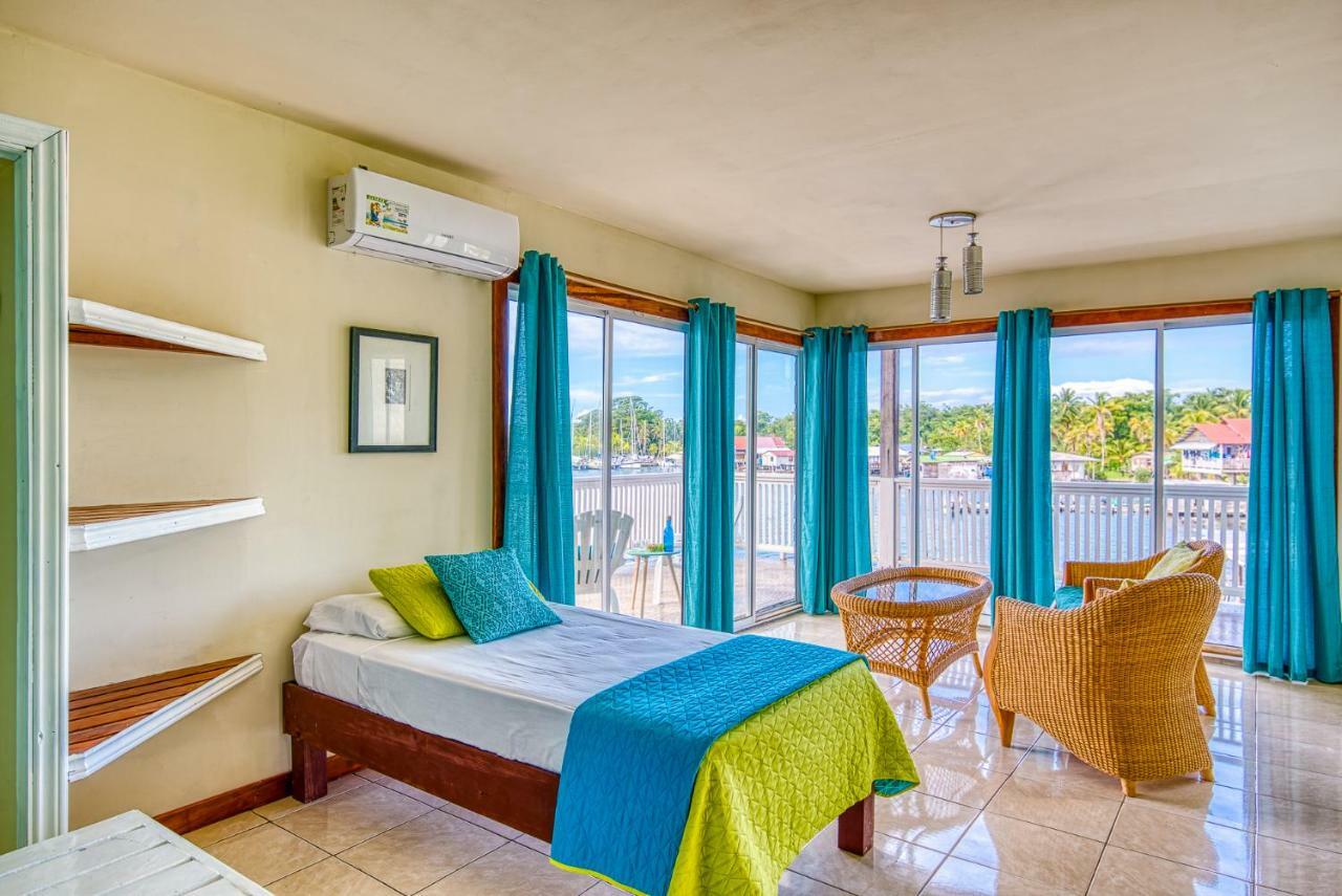 Los Balcones Over The Sea Bocas Town Exterior photo